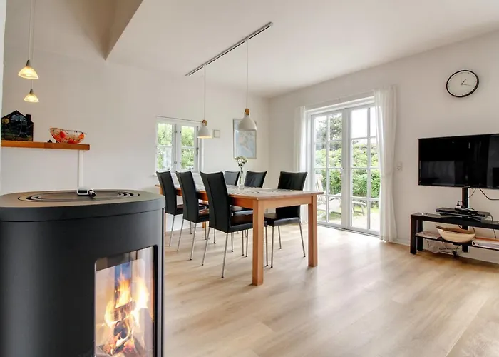 Moa - 800m From The Sea By Interhome Blavand